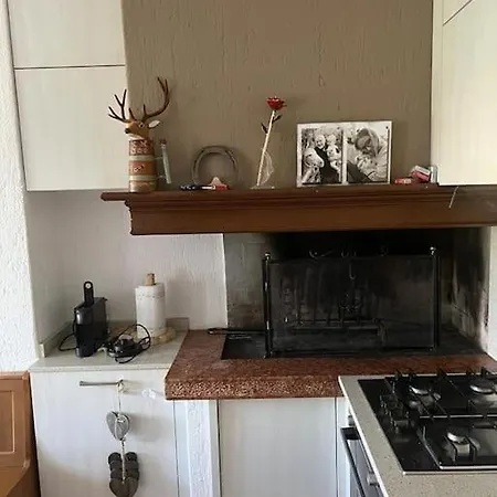 Appena Ristrutturato A Centro بيت للعطل غاليو